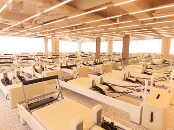 ザ シルク 千葉店(the SILK)の写真/《駅徒歩3分》手ぶら無料体験〇骨盤矯正×マシンピラティスでリンパ巡りを改善、慢性的な肩こりも◎