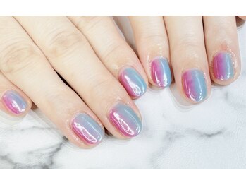 アリイネイルズ(ALII Nails)/縦グラデーション