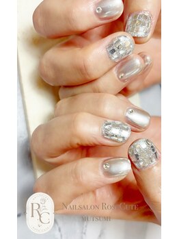 ネイルサロン ローズキュート シュシュ(NailSalon RoseCute chou chou)/キラキラネイル