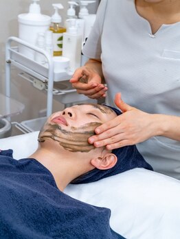 ラフルール(La Fleur)の写真/【本気の肌質改善】速攻トーンアップxくすみオフ!TIPハーブの力で美容成分を肌の奥まで浸透!輝く透明美肌☆