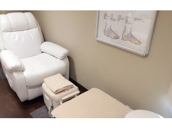 リフレッシュ 池袋西口店/ふっかふか！リフレ専用チェア