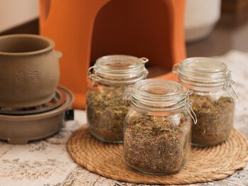 モミノキ(MOMINOKI)/漢方黄土よもぎ蒸し