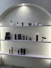 サロン レーヴェ(Salon LOWE)/店内：サロン専売品