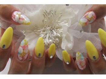 ネイルサロンミキ 横浜(MIKI)/手書きフラワーアート♪スカルプ