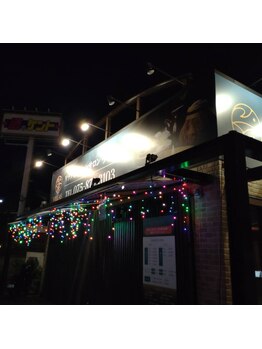 ヴィラス(Villas)/夜のVILLASは