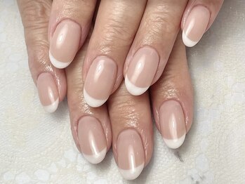 白フレンチネイル!