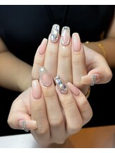 インズ(IN'S)/きらきらお上品ネイル