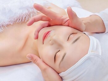 ドクターマジックタッチ(Dr.MAGIC TOUCH)の写真/【自分史上最高の小顔体験を】「ここまで変わるとは思わなかった!」と驚かれる方が続出☆徹底アプローチ!