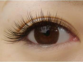 ヒラソル(girasol)の写真/【初回オフ込◆まつ毛エクステつけ放題☆¥5,500】自まつ毛に近い質感の上質なセーブルを使用♪