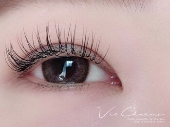 ヴィシャルム(Vie Charme)の写真/自まつ毛が少ない方にも◎エクステで自まつ毛の負担を軽減し、理想の目元を実現☆ぜひお試しください♪