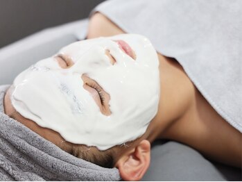 アウラ(AURA)/脱毛と同時にお肌もキレイに