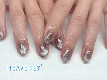 ヘブンリープラス＋ Luz湘南辻堂店/冬 マグネットネイル 水光マグ