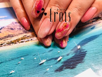 トロワ 中目黒(trois)/長く暑い夏のヴァカンスネイル