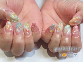 カラフルタンフルネイル