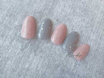 リーチェ ネイルズ(Riche Nails)/ピンク×グレー　星ネイル◎