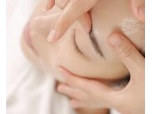 サロンドルネ(Salon De Rene)/スペシャルフェイシャル