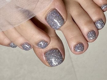アットネイル(at.nail)の写真/『オーロラ8980円』夏にオススメフットネイルで足元輝く！定額は30種類以上でデザイン豊富なアートが人気