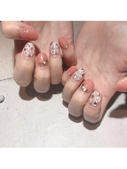 アティックネイルアトリエ(attic nail atelier)/手描きフラワー★