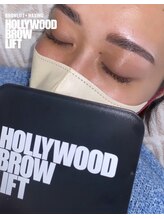 ファミーユ 太田(Fameu)/Hollywood &nbsp;Brow Lift