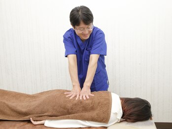 らいおんハート鍼灸整骨院 海老名/腰部の施術