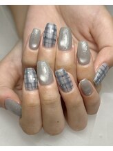 フウ(Huh)/持ち込みネイル