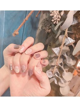 アティックネイルアトリエ(attic nail atelier)/大人ニュアンス