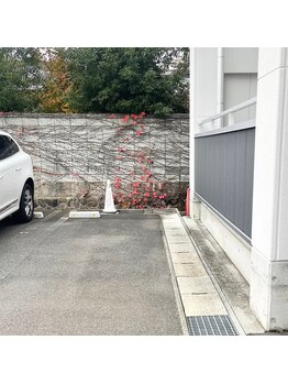 フレル(FUREL)/駐車場は建物側の端◎