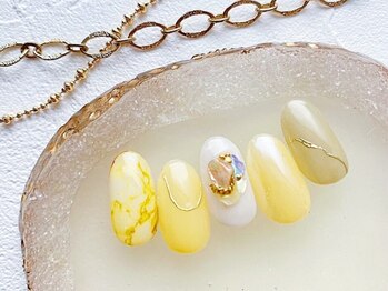 フレイヤ 新宿店(FREJA)の写真/【長さ出し1本~OK/初回ジェルオフ無料】ハイセンスな繊細ア-トやカラ-で、手先も足先もト-タルコ-デ♪