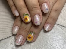 モモコネイル(Momoko Nail)の雰囲気（エアブラシアート（ひまわり））