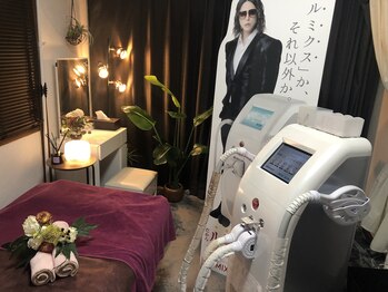 ローランパリス 新居浜店