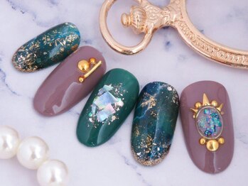 ネイルルーム クロシェット(nail room clochette)/ディープグリーン天然石