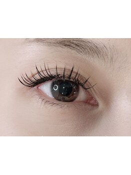 ボリュームのある目元にしたい