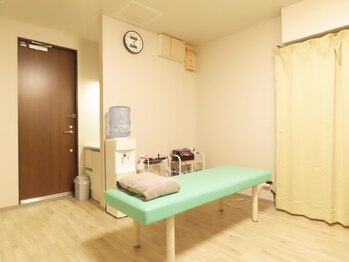 ライズ鍼灸院整骨院 所沢駅 秋津駅(RISE鍼灸院整骨院)/内観