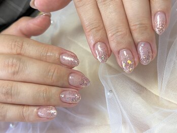 ネイルホーラー(Nail-HAULER)の写真/500色以上のカラーからお好きな色をお選びください！グリッターやラメも多数ご用意★