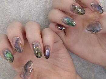 purple＆green nuance nail