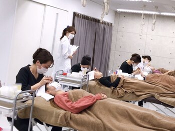 フルブルーム(Full Bloom)/まつ毛エクステンション検定試験