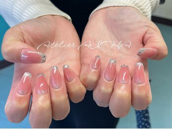アトリエ アイハ(aiha)/ガラスフレンチ×チークネイル