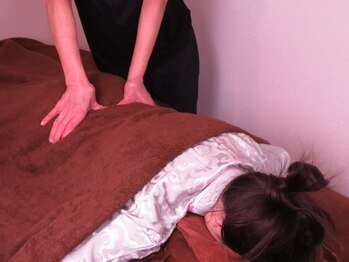 森 リラクゼーションアンドエステサロンの写真/仕事帰りの疲れを翌日に持ち越さない！新規限定クーポンもご案内中◎当日の睡眠から違いを感じてください♪