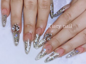 ティアリーネイル(Tiary nail)の写真/深爪、亀裂、ちび爪などのコンプレックス解消♪技術に差が出る長さ出し！すらりと伸びた美しい指先が叶う★