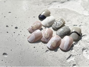 テテ 阿倍野店(tete)の写真/【ニュアンスデザインコース(オフ込)¥6300】デザインの種類の多さ◎さりげなくお洒落で上品な仕上がりに♪