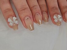 フルン(Flun)/大人可愛い韓国ネイル