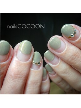 ネイルズコクーン(nailsCOCOON)/丸フレンチネイル