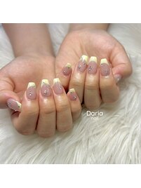 イエローフレンチネイル
