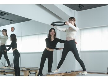 ピラティスプラス(pilates plus)/女性専用のピラティス専門店