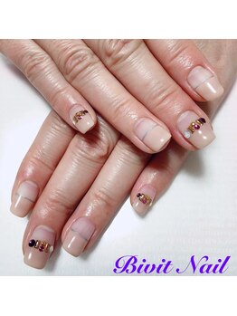 ビビットネイル(BivitNail)/