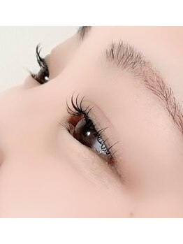 ボーンブライト(BORNBRIGHT)/