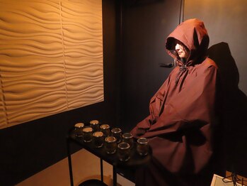 ヨモギヤ(YOMOGIYA)/じんわり心地よい暖かさ