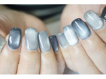 サロン デ ミランダ(Salon de Miranda)/