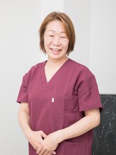 つるみ 小顔矯正 専門店 スタッフ 薗部