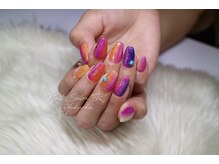 ネイルサロン R/スタイリングコース　8030円 aki